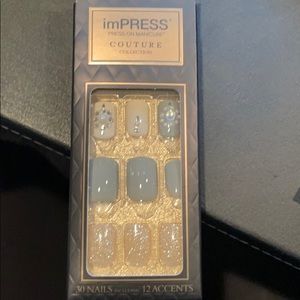 NWT impress couture press on nails